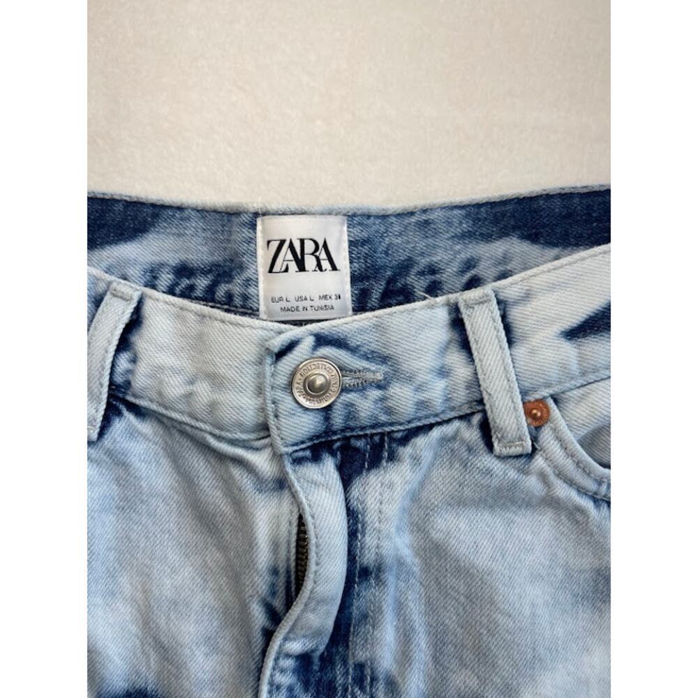 Women's Zara Size Large Acid Wash Denim Skirt Straight Raw Hem‎ - Picture 2 of 6